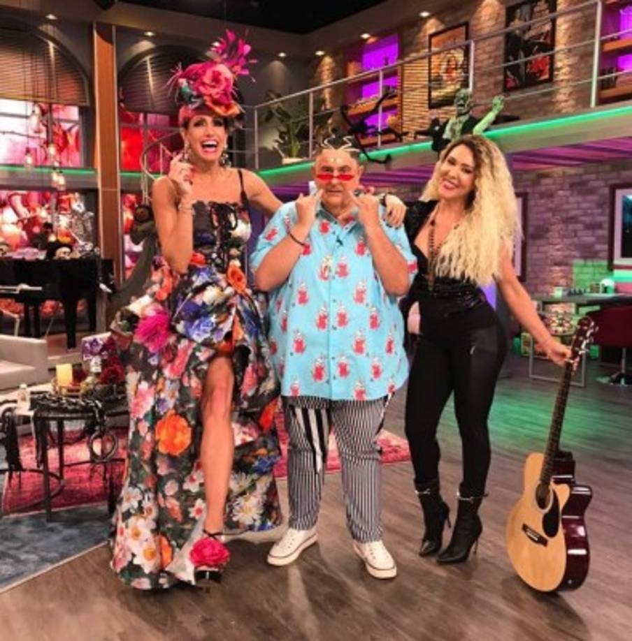 Lili Estefan y Raúl de Molina se robaron el show.<br/>La flaca se disfrazó como Cardi B y el gordo de Molina como Bad Bunny, tal como lucieron los famosos a su paso por la alfombra roja en los AMA's 2018.