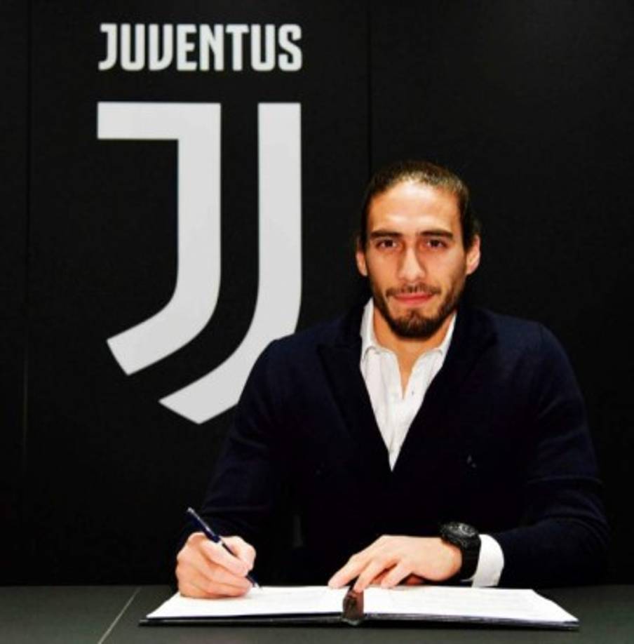 Martín Cáceres: El defensor uruguayo de 32 años de edad no seguirá en la Juventus .
