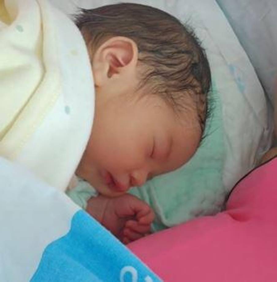 “Enoc Misael, Valentina, tu hermana, y yo te esperamos porque sé que Dios lo hará”, dijo en uno de los clips subidos a la red social TikTok.