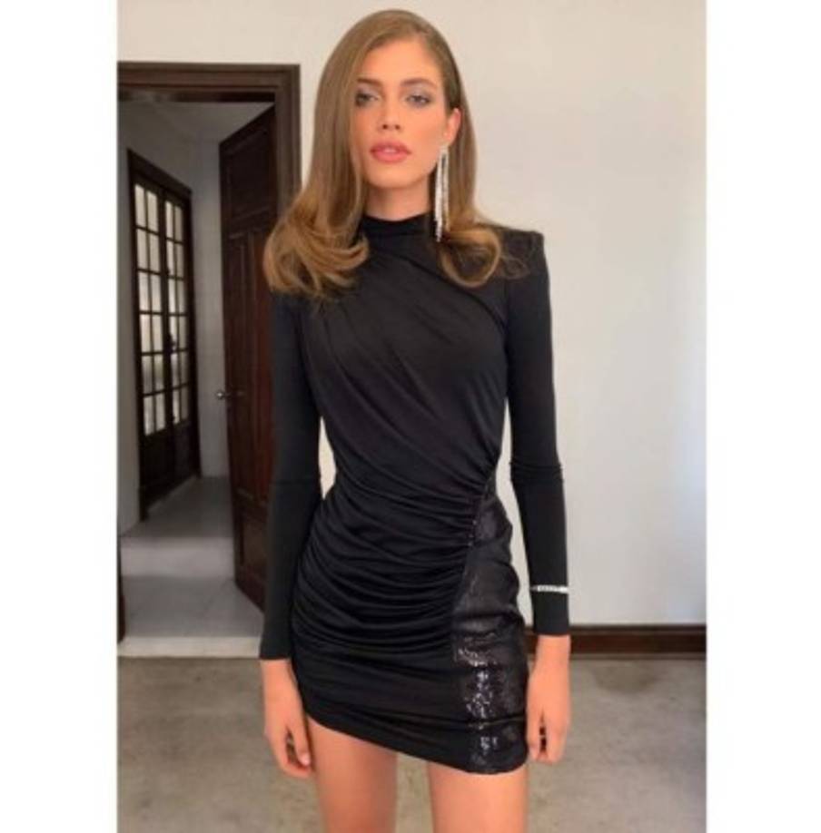 <a href='https://www.laprensa.hn/espectaculos/1307878-411/valentina-sampaio-primera-modelo-trans-victorias-secret-he-roto-barreras' style='color:red;text-decoration:underline' target='_blank'>MIRA: ¿Quién es Valentina Sampaio?, la modelo trans que rompe barreras</a>