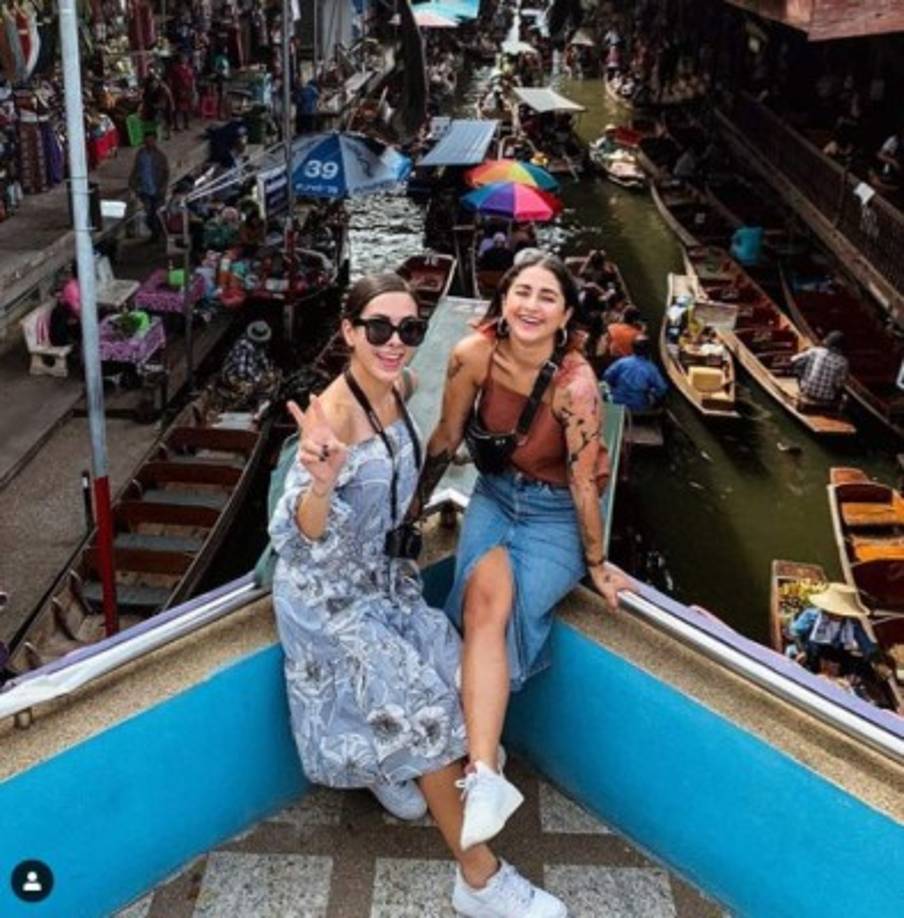 Una de sus pasiones en viajar y juntas han conocido varios paises. Todas estas experiencias las han documentado en videos para sus canales.