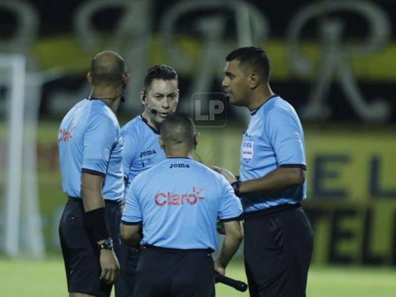Los árbitros se reportan listos para impartir justicia en este nuevo torneo.