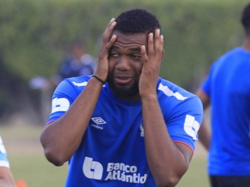 El delantero Jorge Benguché se prepara para enfrentar a la UPN.