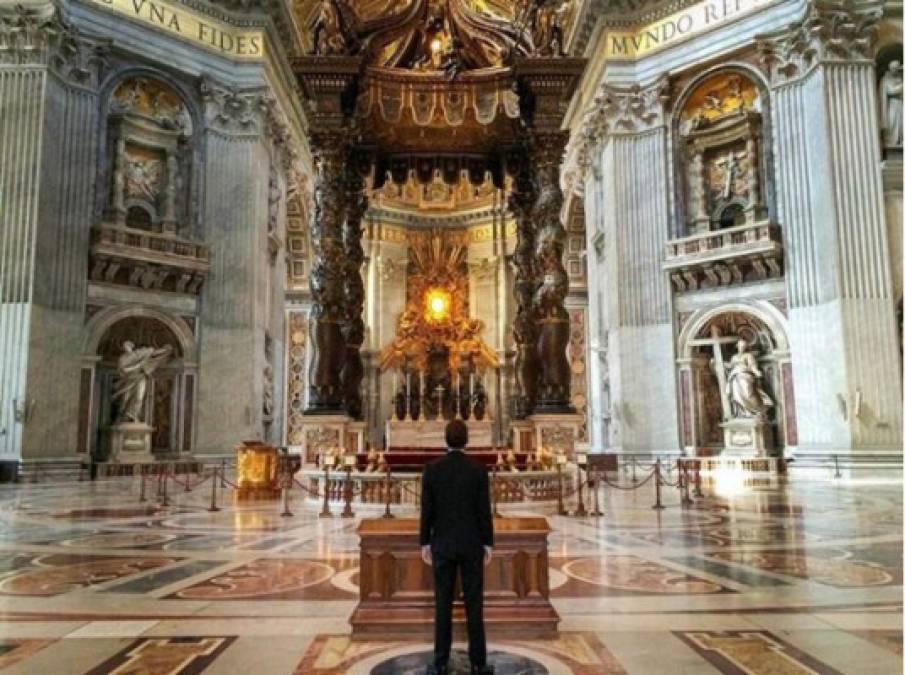 En su visita al Vaticano el joven presidente quedó impresionado con la belleza del lugar.
