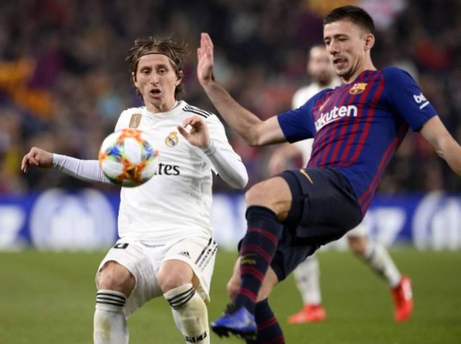 Clément Lenglet (8): La sobriedad del francés volvió a ser una clave silenciosa en un partido importante. Además, Lenglet inició la jugada del tanto azulgrana con un gran pase en profundidad.