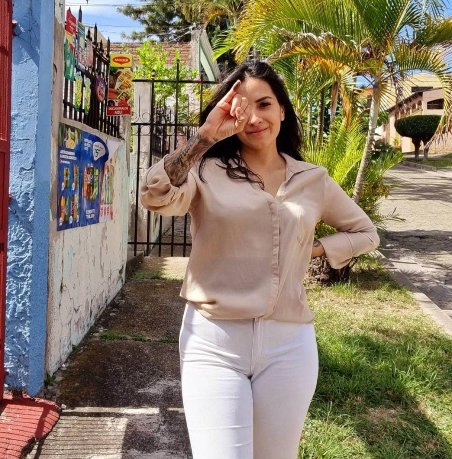 Estas chicas robaron suspiros entre los votantes hondureños