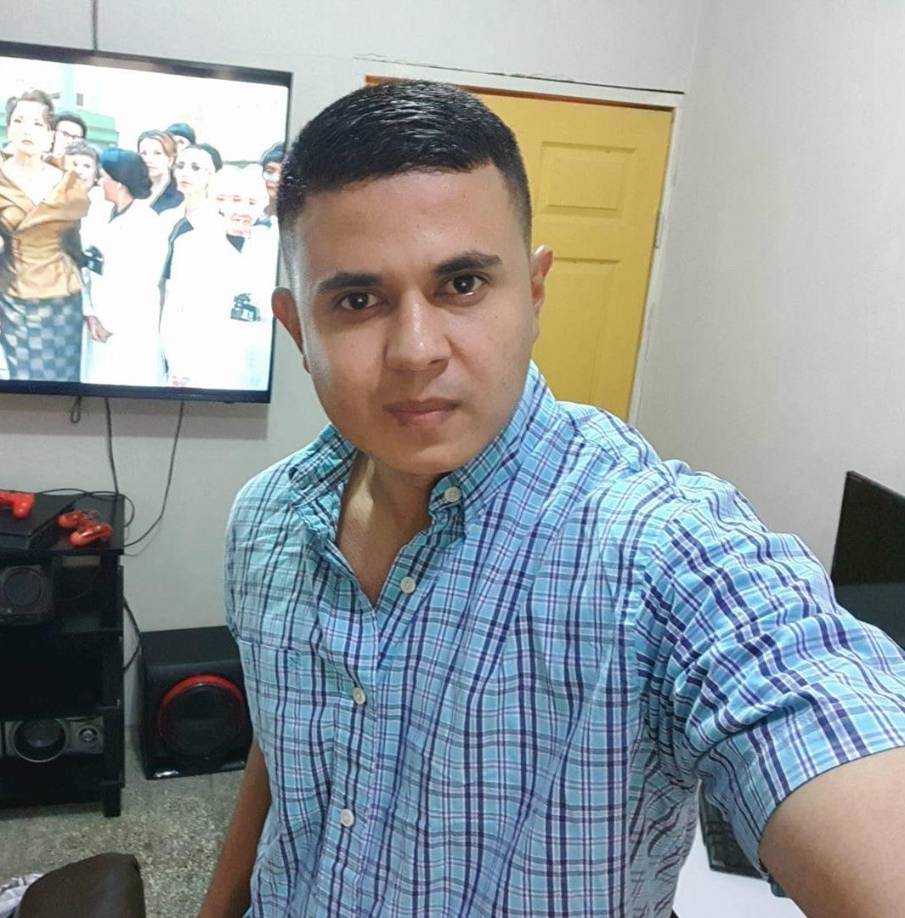 “En nombre de la Universidad Tecnológica de Honduras en Campus Juticalpa, deseamos transmitir nuestras más sinceras condolencias a la familia de José Daniel Salgado Zapata. Que encuentren consuelo en los momentos de dolor y tengan la certeza de que estamos aquí para brindarles todo nuestro apoyo”, decía la nota de duelo.