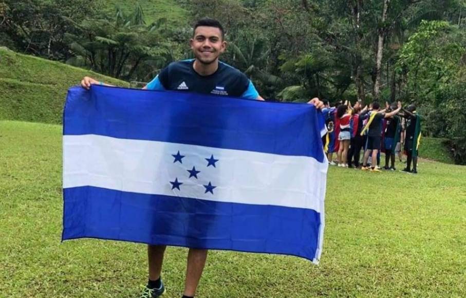 Bayron Rodríguez, el árbitro que lidera a convertirse en el alcalde más joven de Honduras