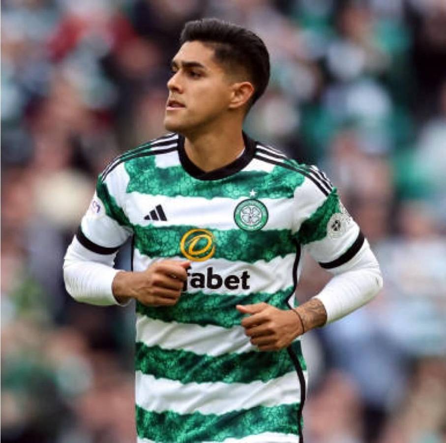 El delantero hondureño ya vivió sus primeros minutos como jugador del Celtic.