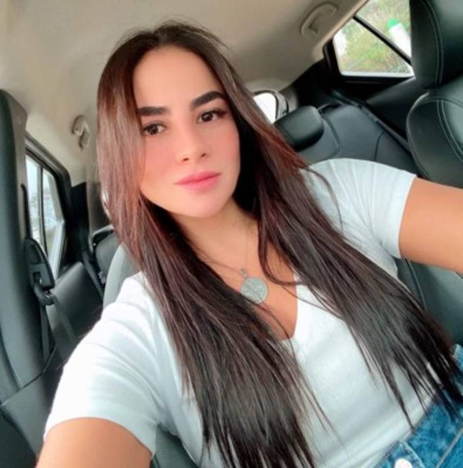 Según People, Martha Muvdi es una modelo e influencer colombiana de 31 años.<br/>