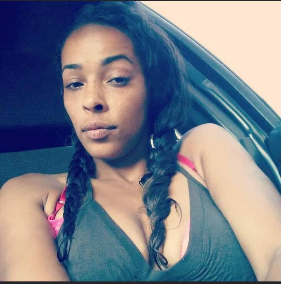 “Ella era una persona que hacía que las cosas sucedieran, así que el hecho de que tengamos que pedir ayuda o pedir dinero a extraños porque sucedió tan repentinamente y tan pronto y tan sorpresivo... es algo que me duele a mí y a mis hermanos porque nunca pensamos que estaríamos en esta situación”, dijo su hija. 