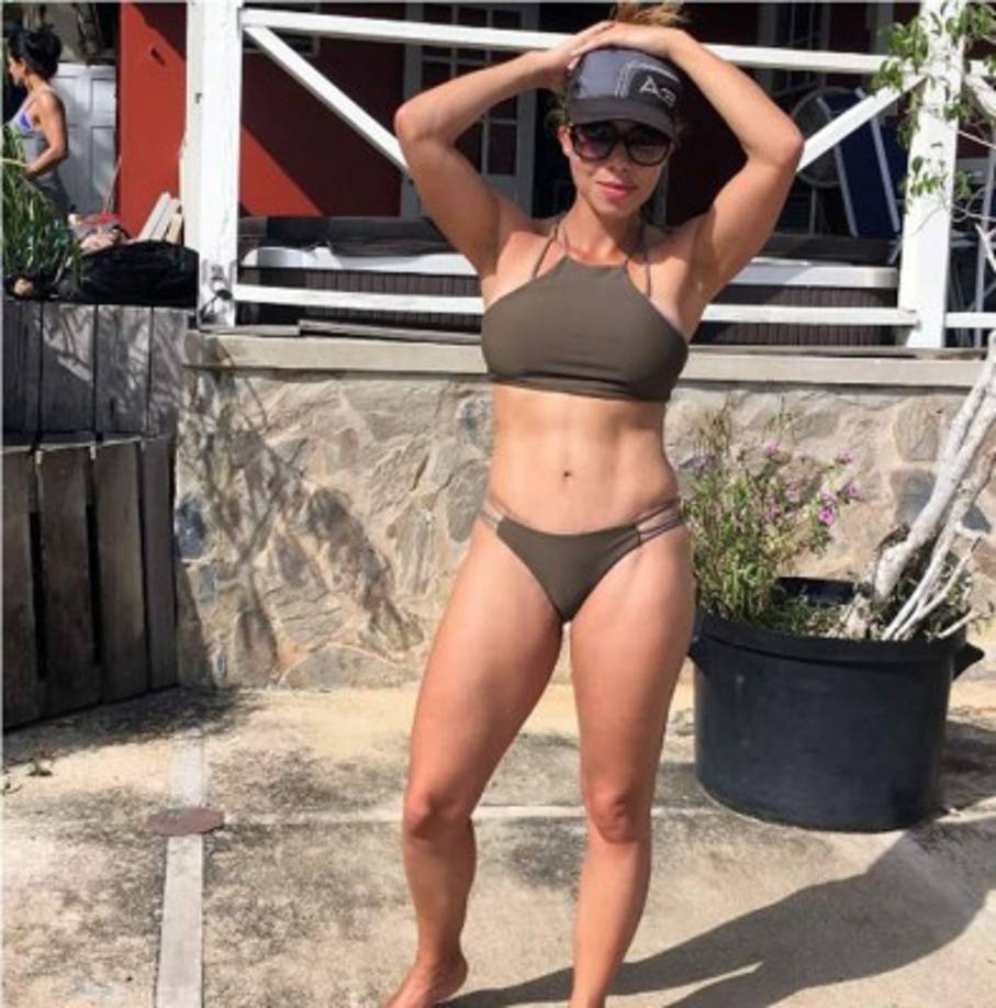 Por su trabajo como especialista para Herbalife, empresa que se dedica al campo de la nutrición, conoció a Ronaldo y empezó a entrenarlo para que mejore su velocidad.