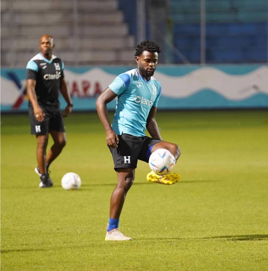 DEFENSA - Ante la baja de Ricky Zapata en el lateral izquierdo, Elison Rivas sería una de las sorpresas en el 11 titular de la Selección de Honduras ante Cuba en la Nations League.