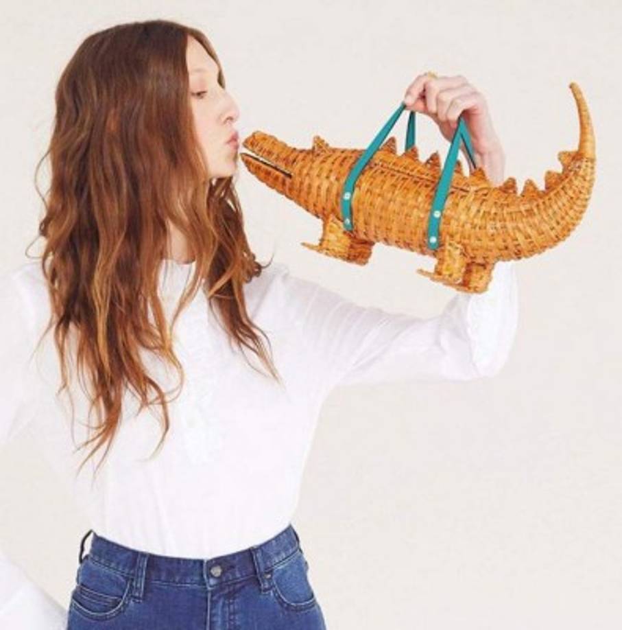 Así eran los extravagantes diseños de Spade. Dale un besito a tu persona favorita o bolsa de cocodrilo.