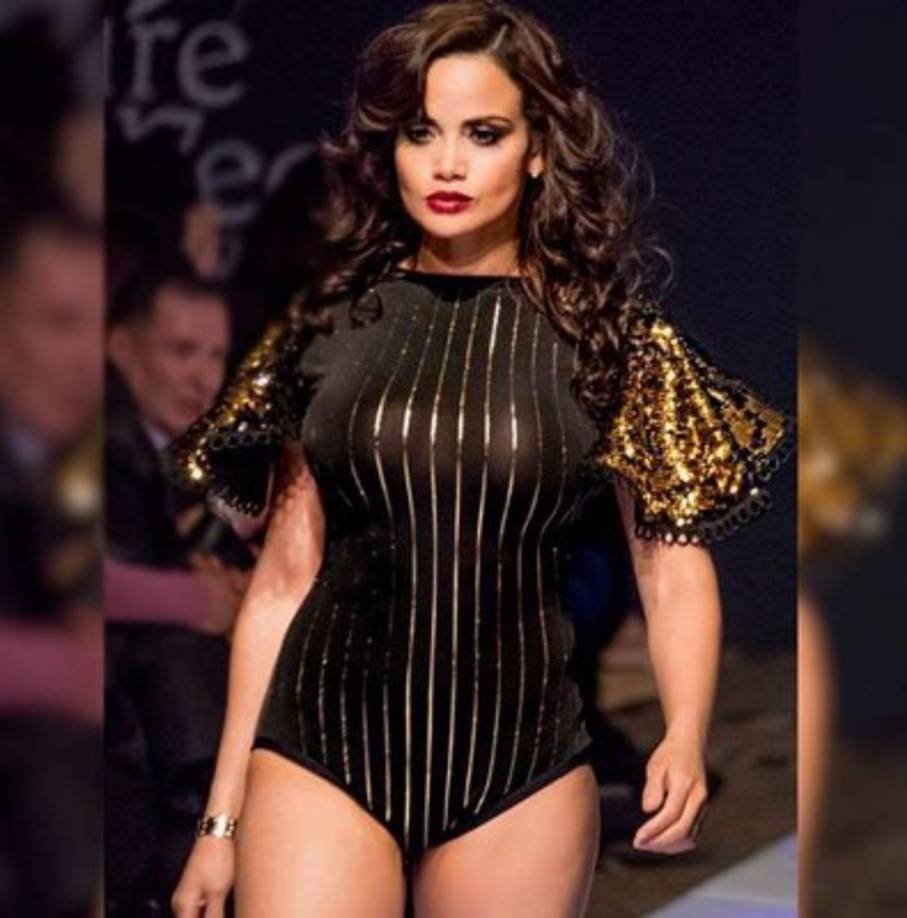 Gracias a su fama logró ser convocada para participar en la Semana de la Moda en Nueva York. Un evento de talla mundial reconocido por prestigiosas marcas que participan mostrando sus mejores diseños al mundo.