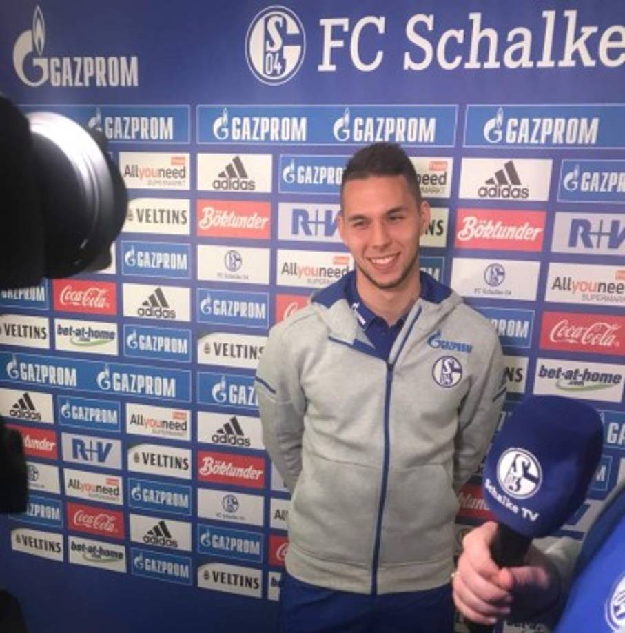 La Juventus confirmó que, tras superar la revisión médica, Marko Pjaca se convierte en refuerzo, como cedido hasta el final de la temporada, del Schalke 04 de Alemania.