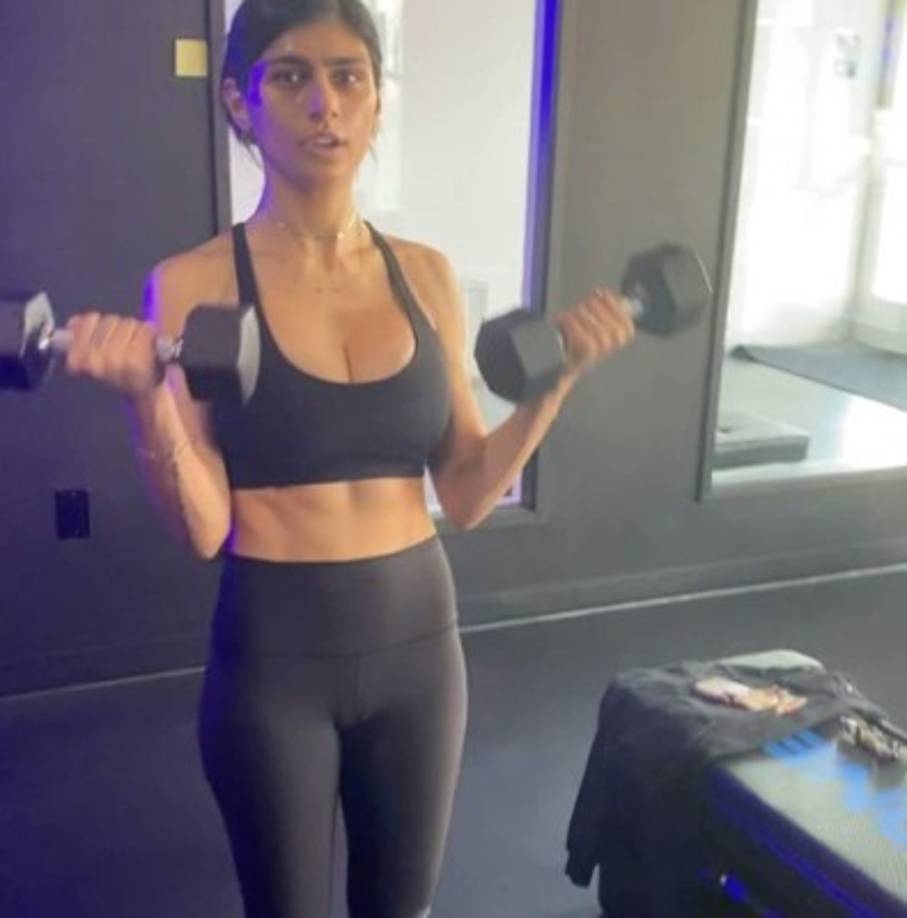 Ahora la Mia al natural “luce demacrada” para algunos los fans que desean verla como en su antigua carrera - donde era explotada y ganaba una miseria-.