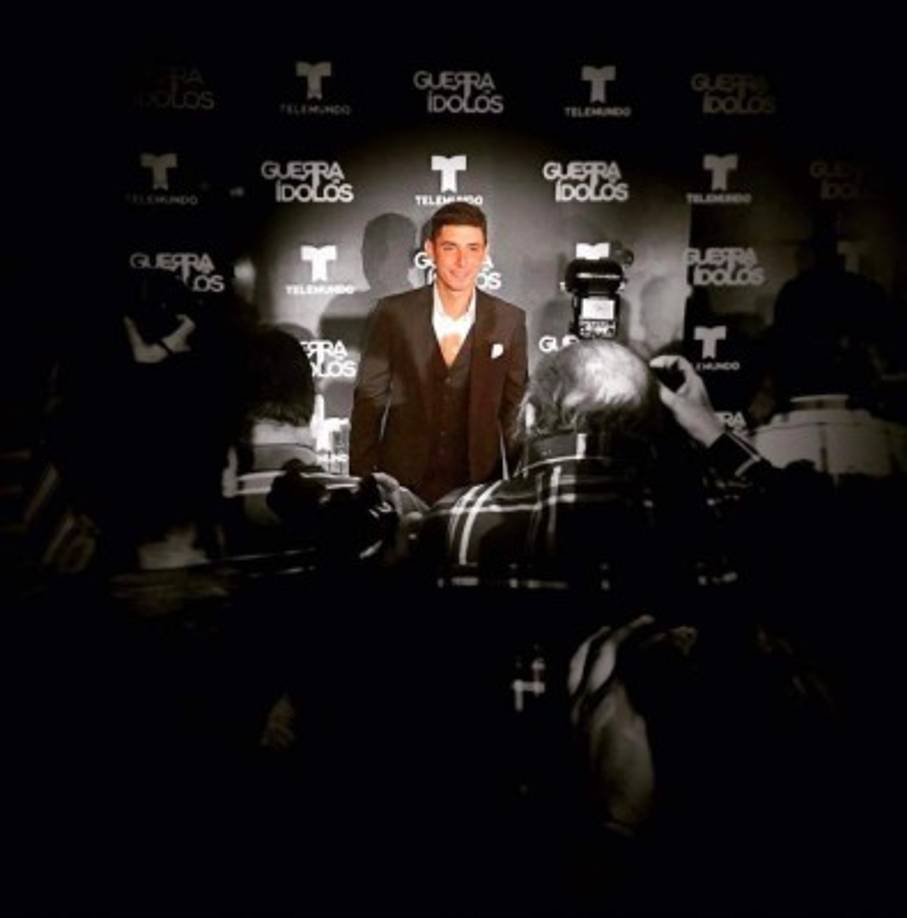 Comenzó su carrera televisiva en el año 2002 en Vale Todo.