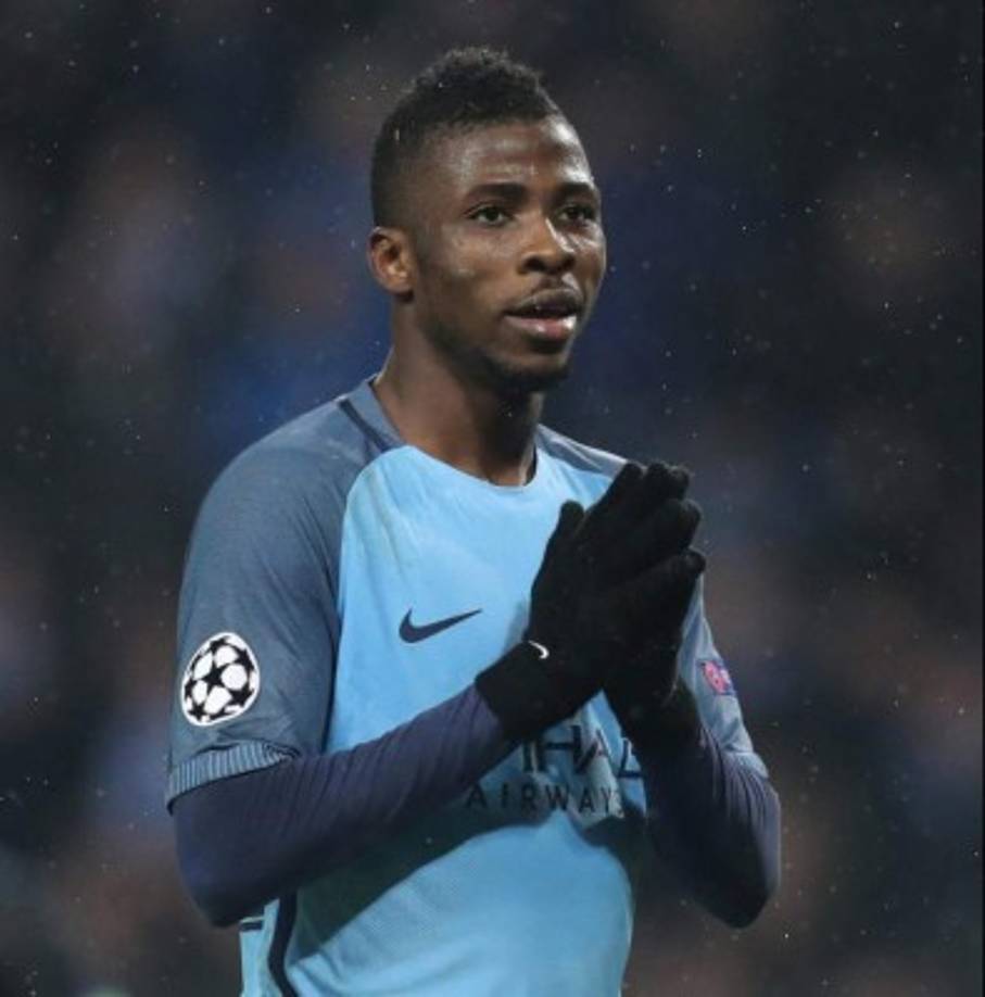 Kelechi Iheanacho, delantero del Manchester City, ya habría pasado reconocimiento con su nuevo equipo, el Leicester. El futbolista nigeriano puede ser anunciado en las próximas horas. El coste de la operación rondará los 30 millones de euros.