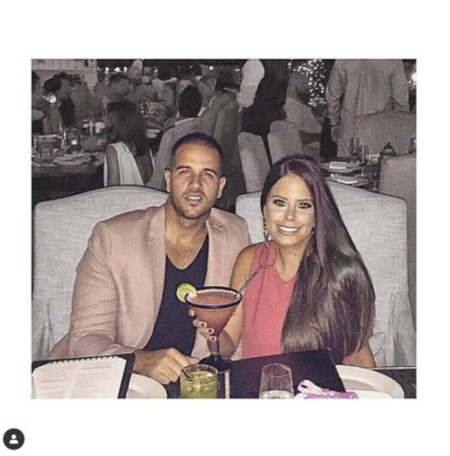 A Yisus no solo le cautivó la belleza de Julianna sino también su intelecto ya que es una experta en finanzas.