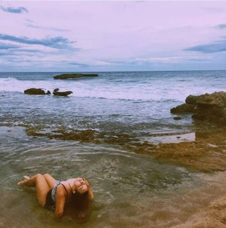 Jesaaelys ha demostrado en su Instagram que disfruta mucho de las playas.