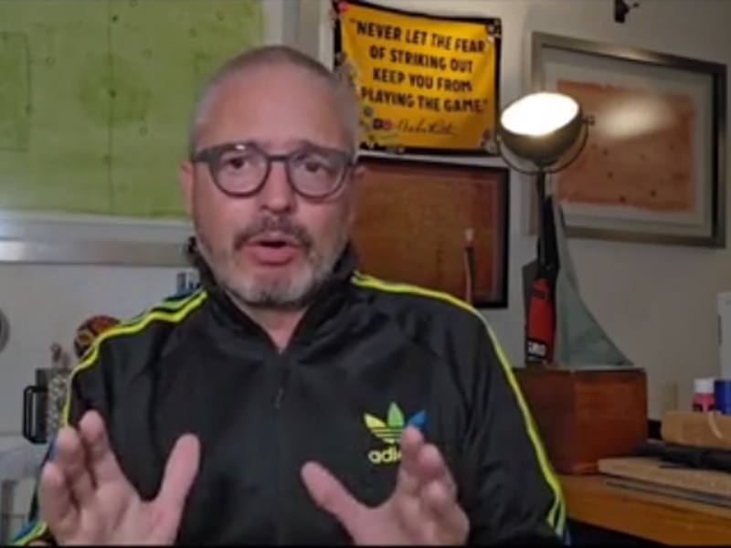 Periodista mexicano arremete contra árbitros hondureños tras eliminación del América