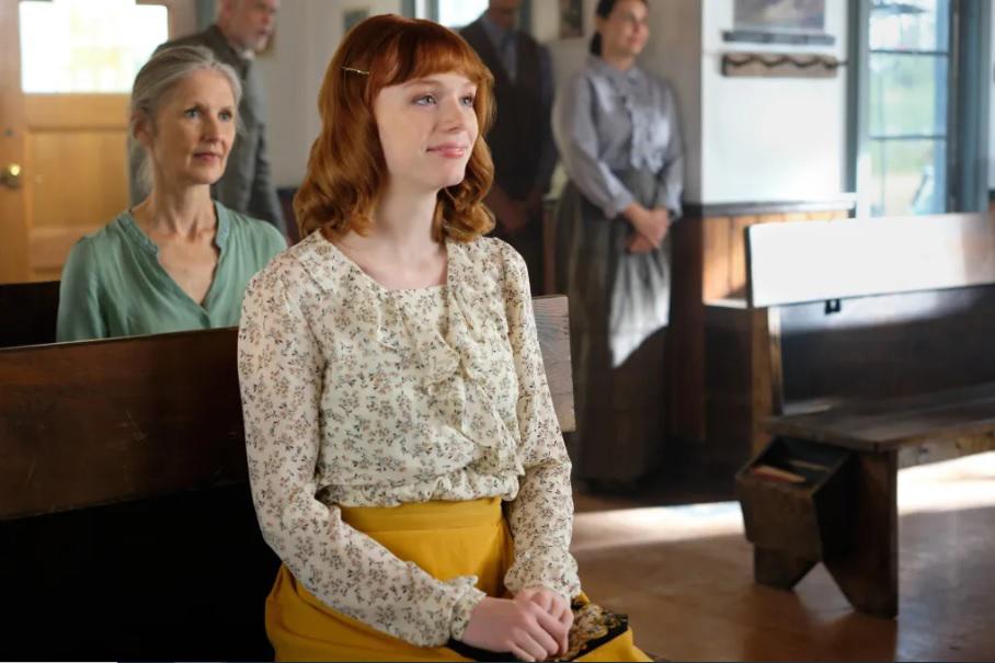 Mamie Laverock, actriz del canal Hallmark, cae de un quinto piso