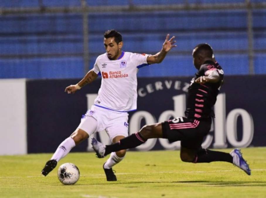 Cristian Maidana entró de cambio y en esta acción realizó la jugada del primer gol del Olimpia.