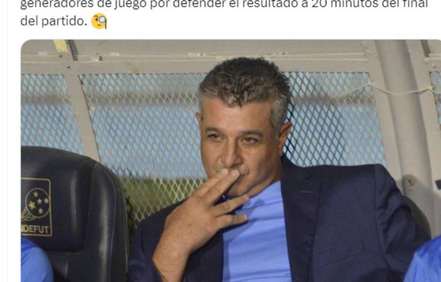 Diego Vázquez, DT del Motagua, es señalado por la eliminación del Ciclón a manos del Olimpia. 