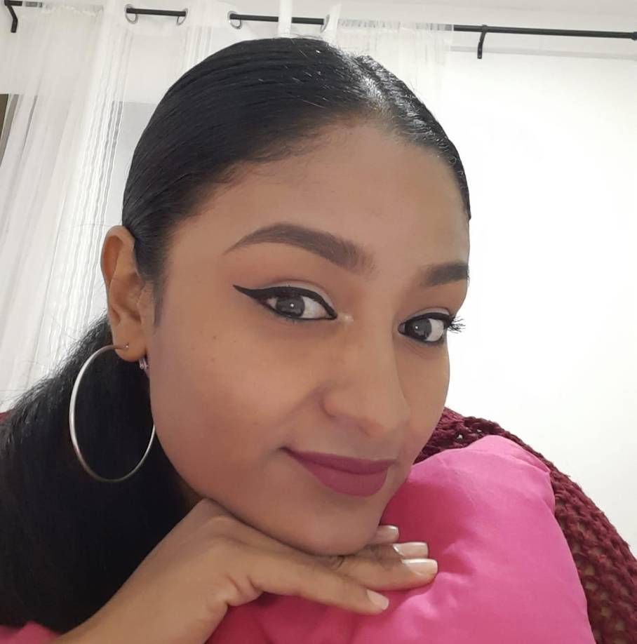 El día de su muerte, la joven se dirigía a su trabajo de limpieza de viviendas como lo hacía de costumbre, sin imaginar que su vida acabaría de esa manera.