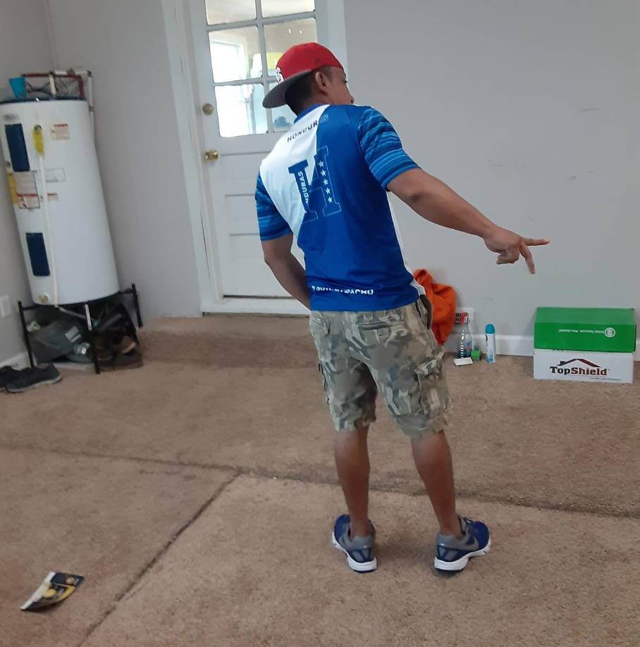 “Mi hermano era muy sana, una pesona sin vicios”, contó Oniel a Diario La Prensa.