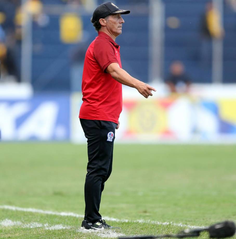 El entrenador argentino está contento con la ventaja con la que llega al juego de vuelta de la final. “Eso de que el 2-0 es el peor resultado es una locura, el peor resultado es el 0-2 abajo; 2-0 arriba es un resultado bárbaro”.