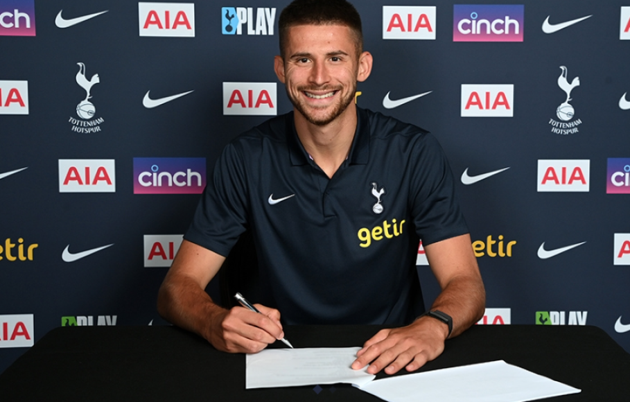 El Tottenham confirmó este martes la contratación del portero italiano Guglielmo Vicario, procedente del Empoli, por 19 millones de euros.