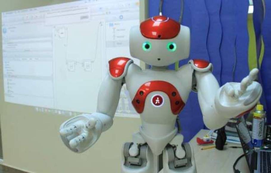 Así funciona “Francisco”, el robot sensación en San Pedro Sula (FOTOS)