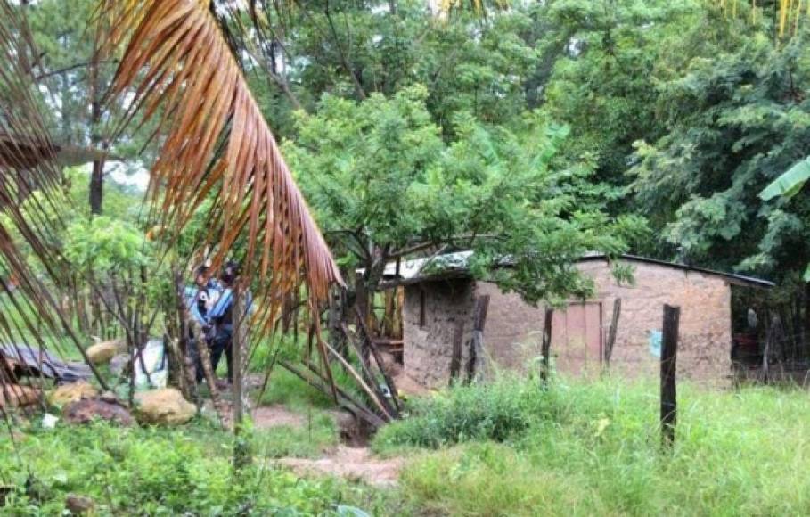 'Tuvo un problema, pero hace días. Tuvo problema con un muchacho, porque cuando él bebía lo machetearon. Él estaba macheteado, pero ese problema ya se había terminado', contó sobre uno de sus hermanos.