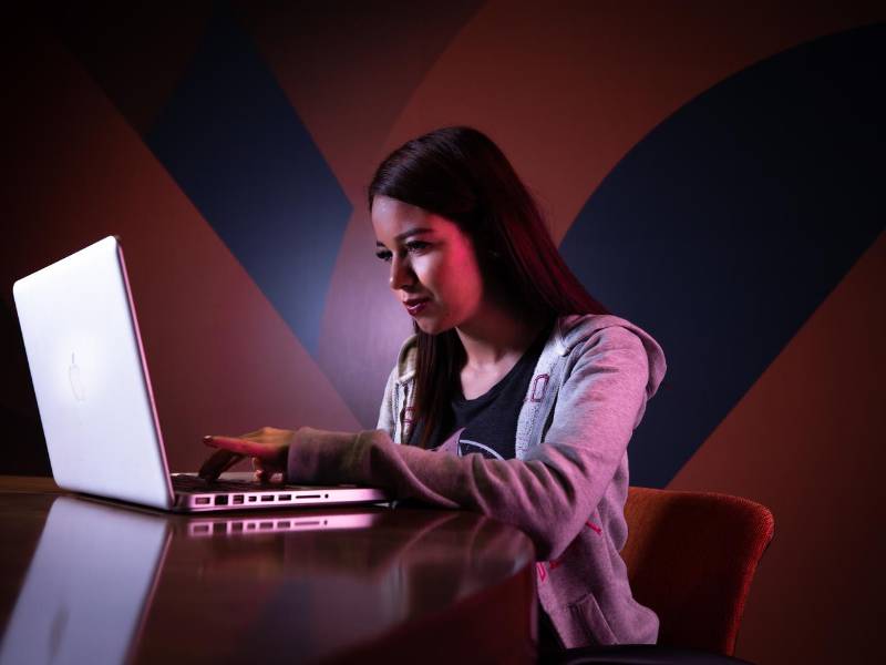 ¿Cómo destacar en internet?