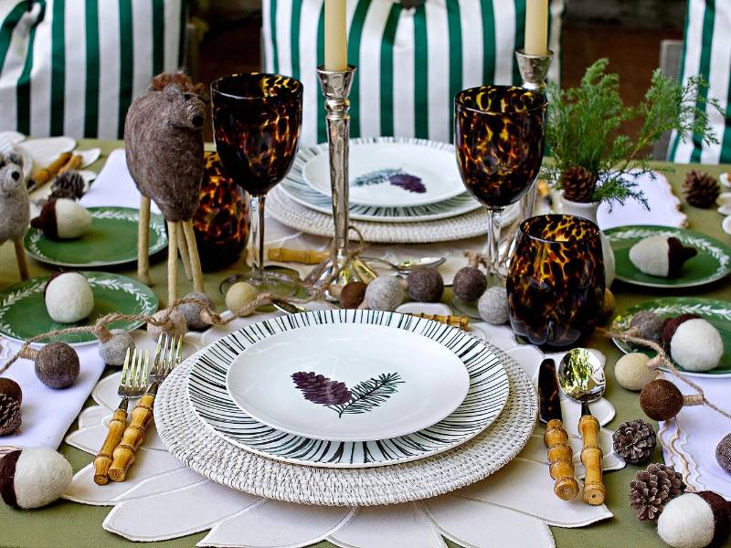 Mezcla elementos antiguos con modernos para crear un contraste especial, significativo y vistoso.