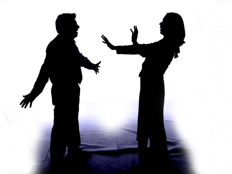 Amarse a uno mismo es el primer paso para alejarse de relaciones dañinas y avanzar hacia una vida de respeto a sí mismo y a relaciones saludables.