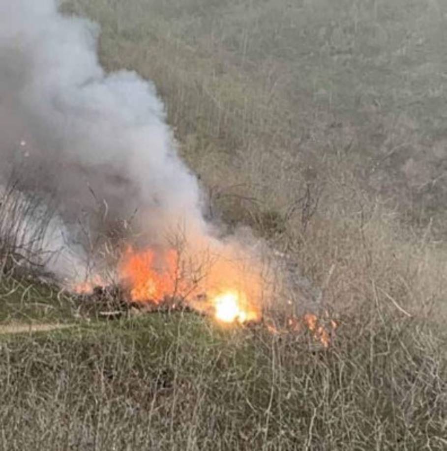 Las fotografías fueron tomadas por un ciclista de montaña que se encontraba en un sendero cercano cuando el helicóptero de Kobe se estrelló contra la ladera.