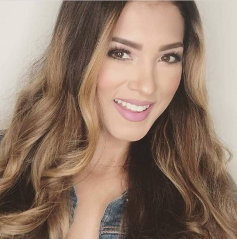 Este domingo 30 de septiembre Yaritza Owen realizó su casting demostrando su preparación ante las cámaras de televisión, presentando una noticia sobre un tiroteo.