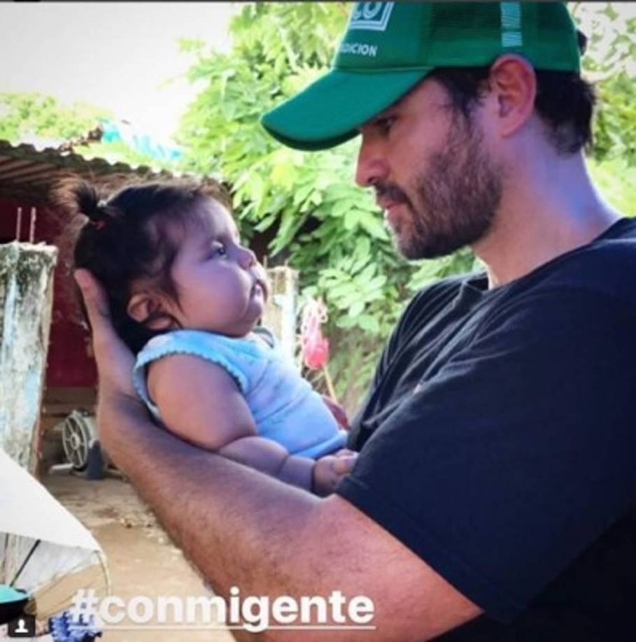 A lo largo de México, Eduardo ha estado apoyado a sus compatriotas más necesitados con diferentes campañas.