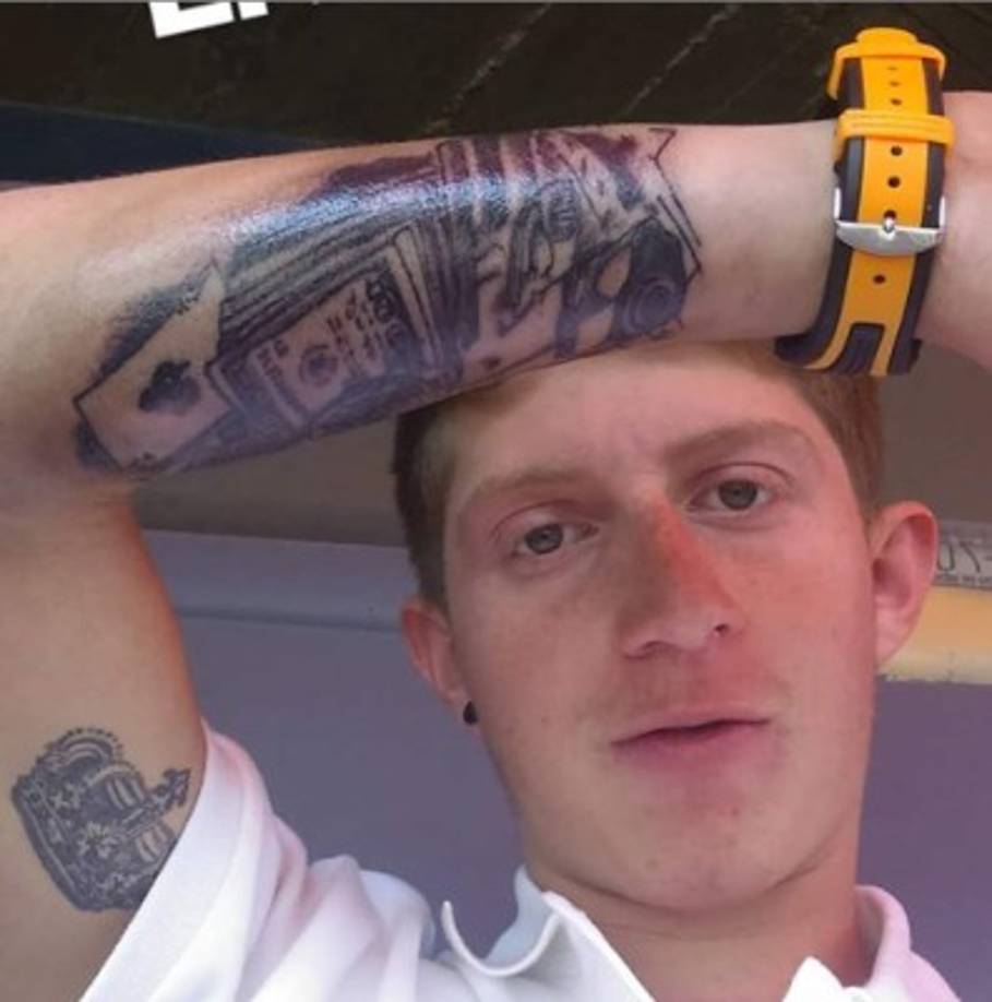 ¿Se imagen al pequeño Benito con tatuajes?, pues ya lo puedes ver en canal de Las Estrellas de Televisa.