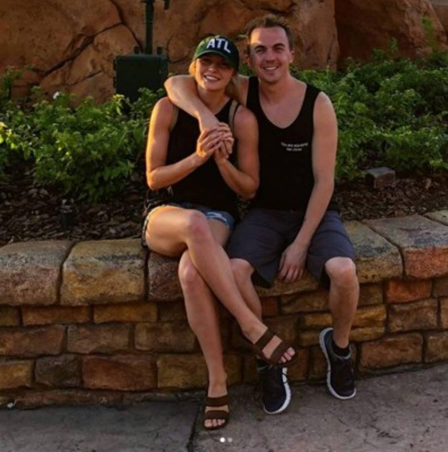 El amor llegó al actor, y es que sus fotos lo demuestran.