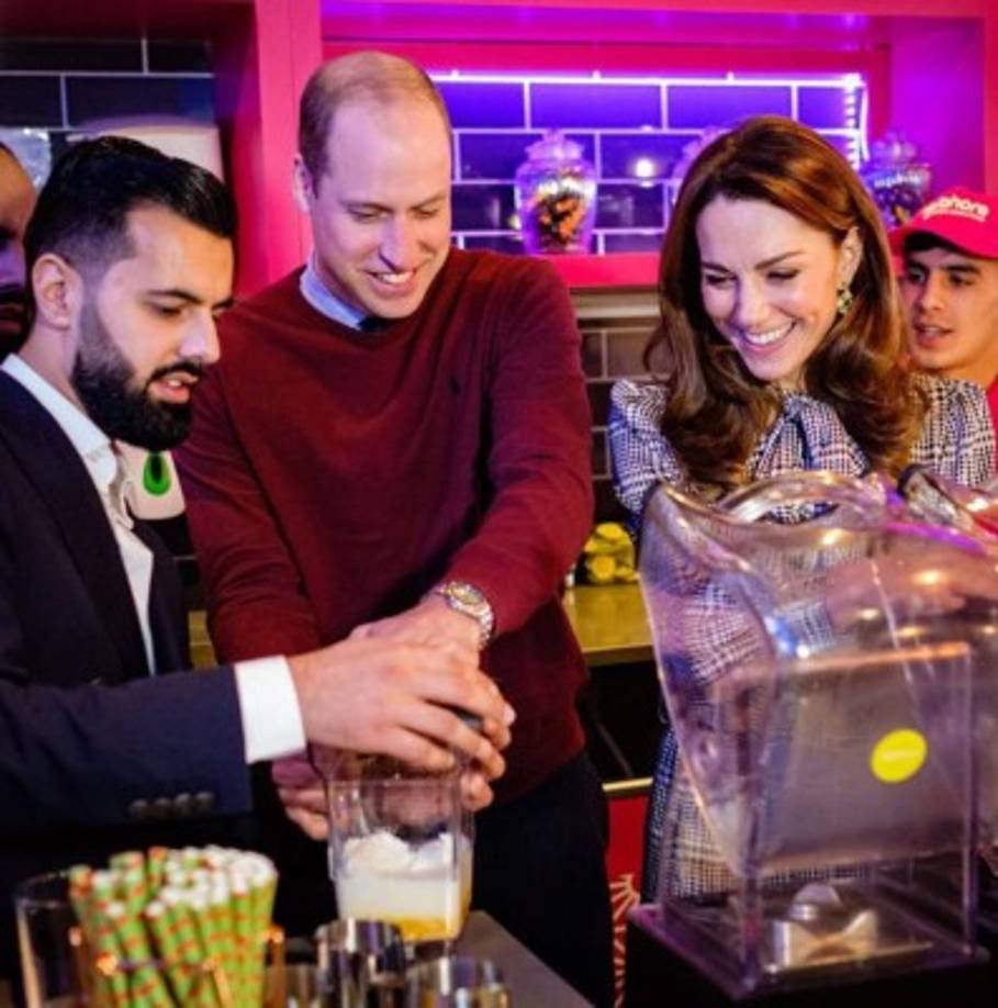 El último compromiso de los duques de Cambridge ha consistido en participar en un taller que pretende ayudar a las personas de diversas comunidades a conocerse mejor, construir relaciones de confianza y mejorar el día a día del vecindario.