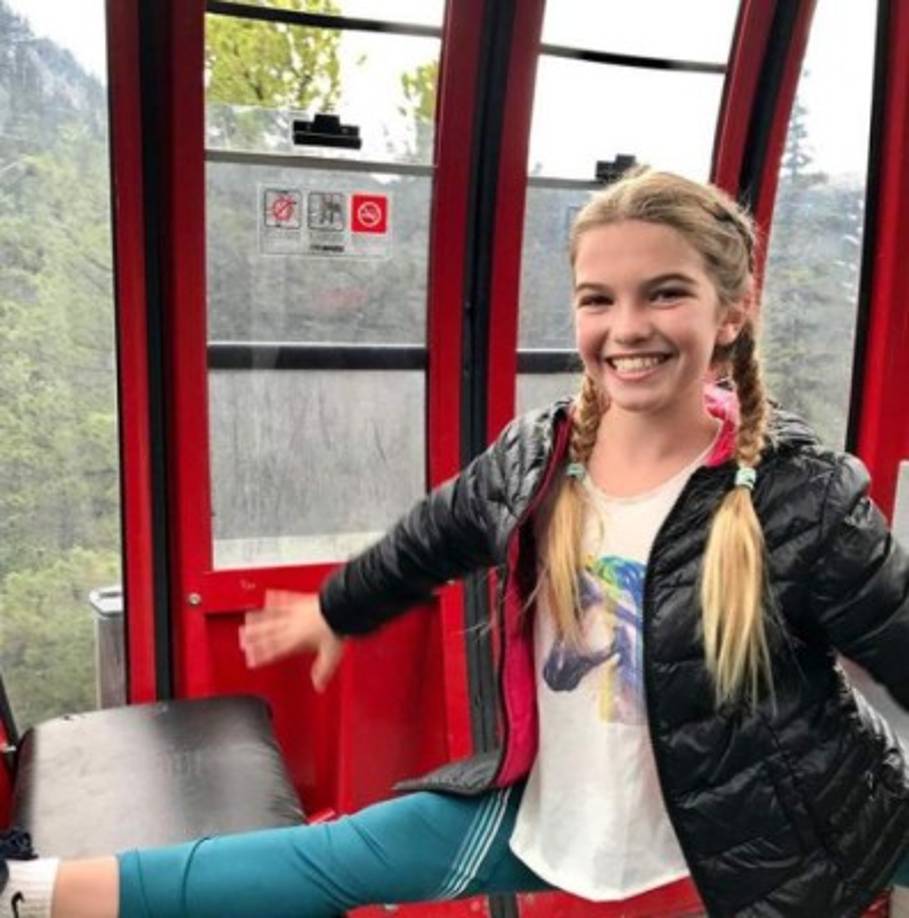 Es muy activa en redes donde le gusta compartir parte de su vida cotidiana. En Instagram tiene 1,1 millones de seguidores.