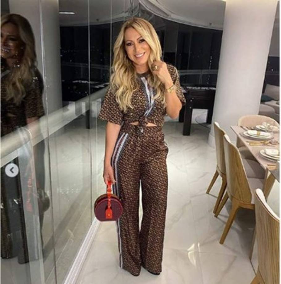 “Me despierto y me duermo sin entender por qué me pasó todo. El dolor es muy grande, a veces creo que me arrancará el corazón. Ella era una hija para mí”, se lamentó la brasileña en una entrevista con el medio portugués Record.