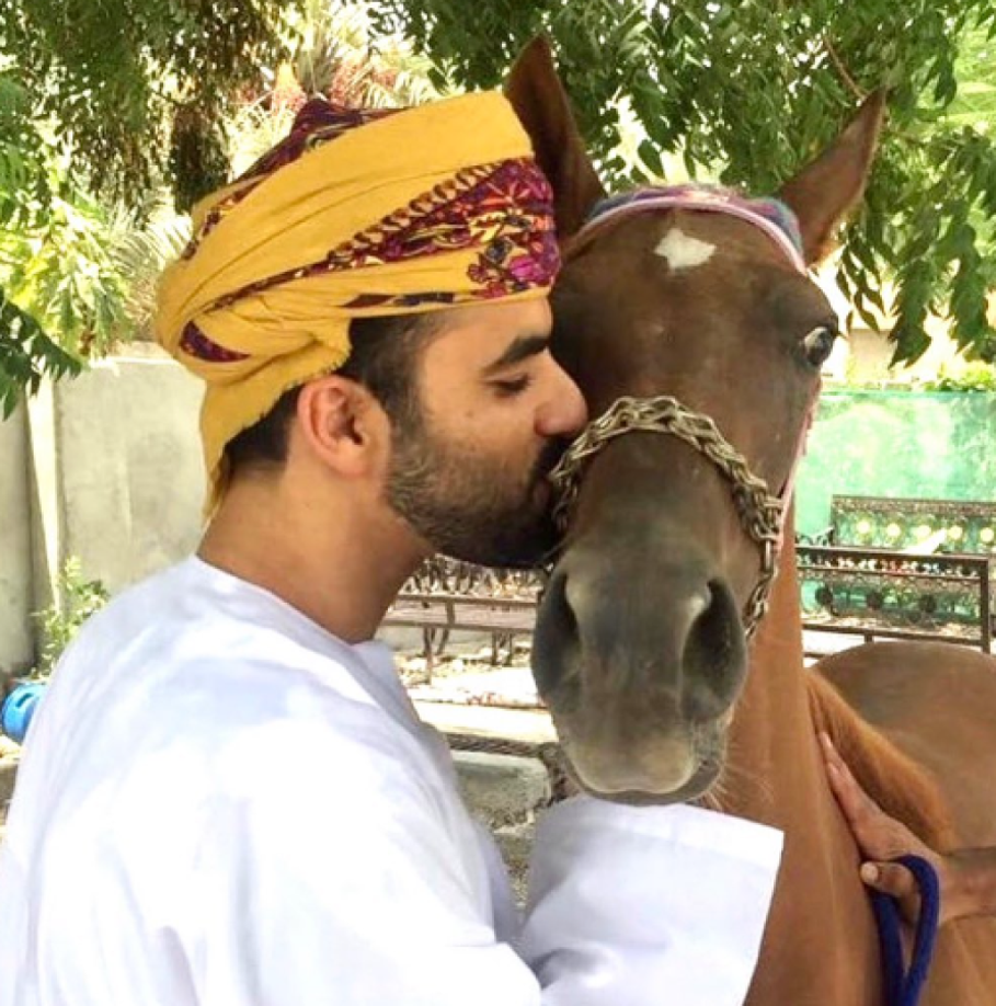 Consultado sobre para qué necesita la ‘capa’ que le entregaron a Messi, el abogado afirma que es para servir como un ‘‘recordatorio de lo que es posible en la vida’’.