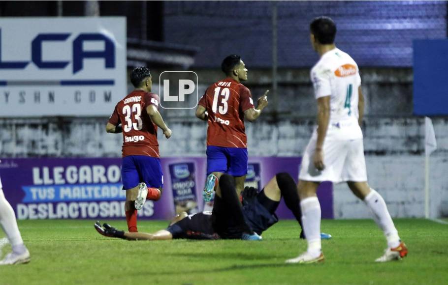 Bryan Moya selló la victoria del Olimpia con su quinto gol del campeonato.