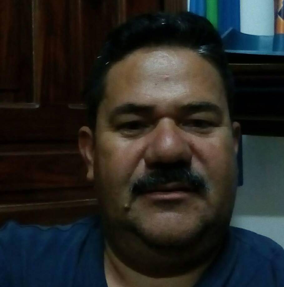 El informe preliminar indica que un menor de edad acompañaba a la pareja, pero habría salido ileso.