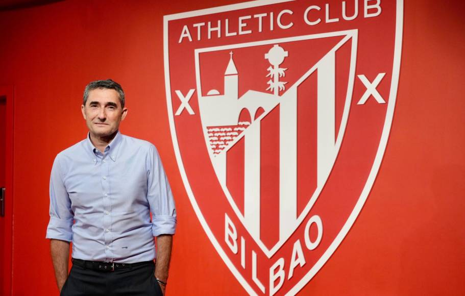 El Ahtletic Club de Bilbao oficializó la vuelta como entrenador de Ernesto Valverde, tras la llegada de Jon Uriarte a la presidencia del club vasco el pasado viernes después de ganar las elecciones.